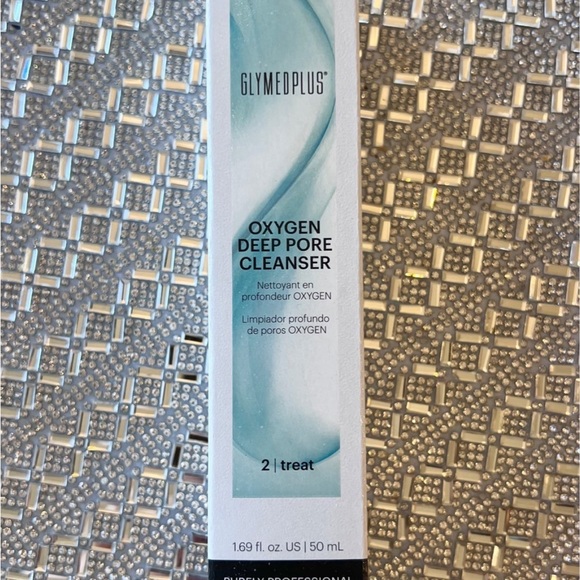 GlyMed Plus Oxygen Deep Pore Cleanser Face Wash Beauty BRAND NEW AUTHENTIC - Picture 2 of 5